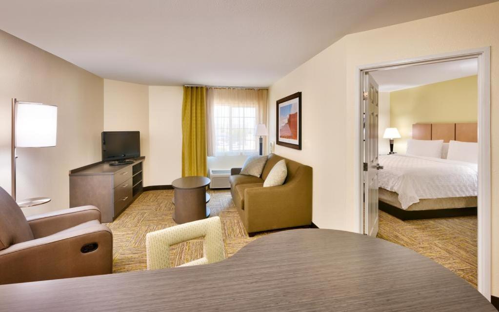 Candlewood Suites Belle Vernon By Ihg Экстерьер фото